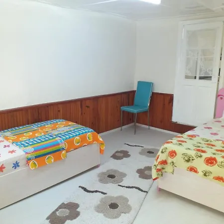 Enna Konuk Evi Cunda Adasi Ayvalı